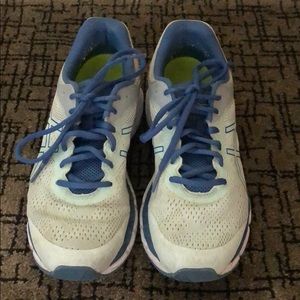 ASICS Gel Superion Tennis Shoes!